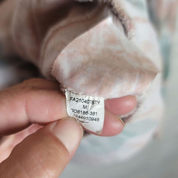 NIKE SPORTSWEAR CLUB FRENCH TERRY PULLOVER HOODIE, sz MEDIUM - Picture 13 of 16